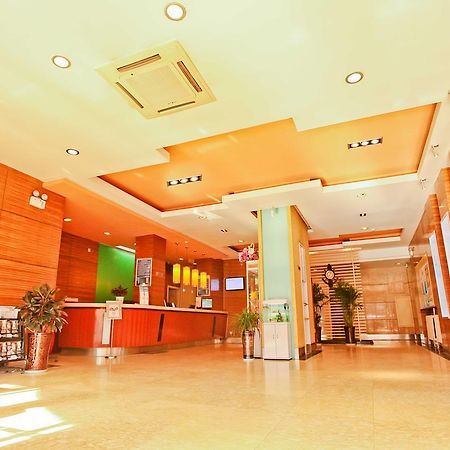 Jinjiang Inn Select Taiyuan Jiannan Bus Station Ngoại thất bức ảnh
